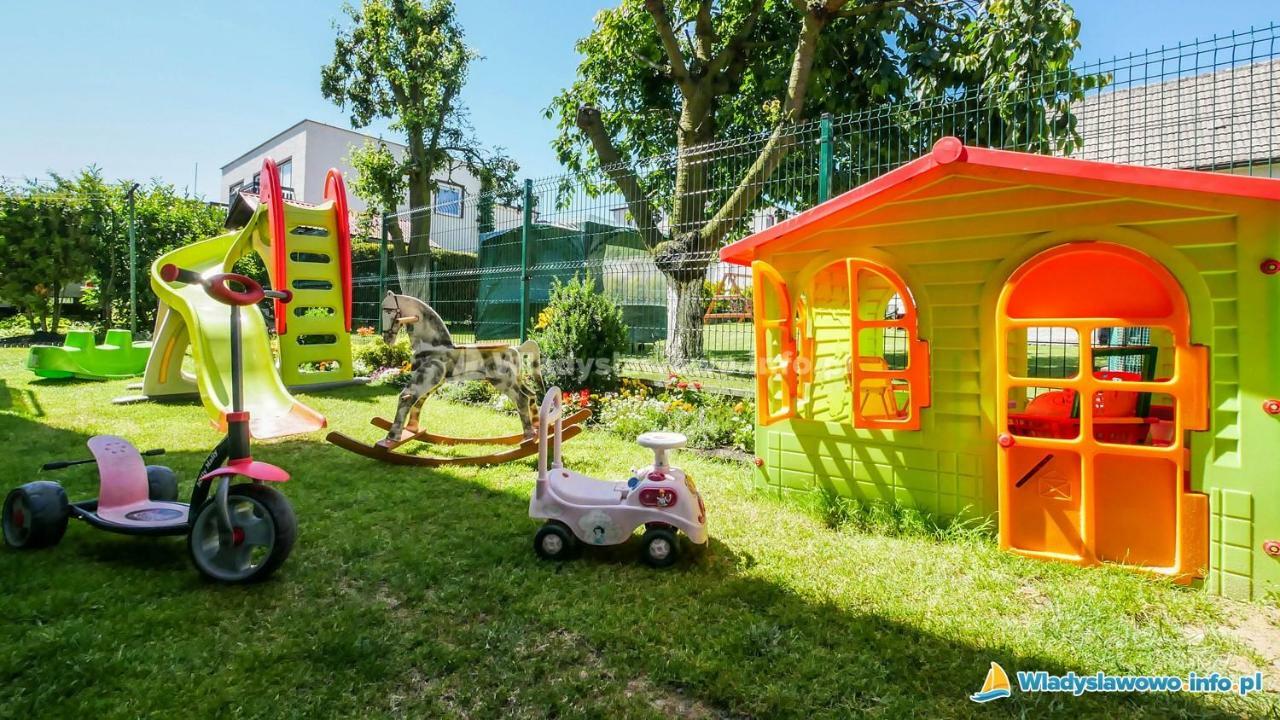 Willa Jaskolka Wladyslawowo Ngoại thất bức ảnh